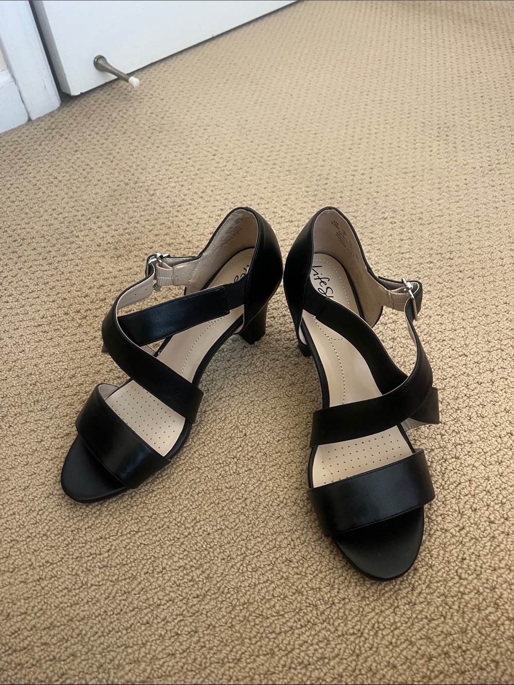 Life Stride Black Strappy Mid-Heel Sandals